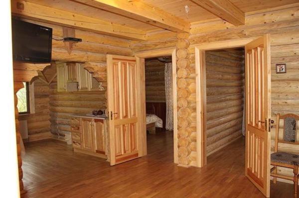 Privatna Sadiba Chalet Oryavchyk Eksteriør billede