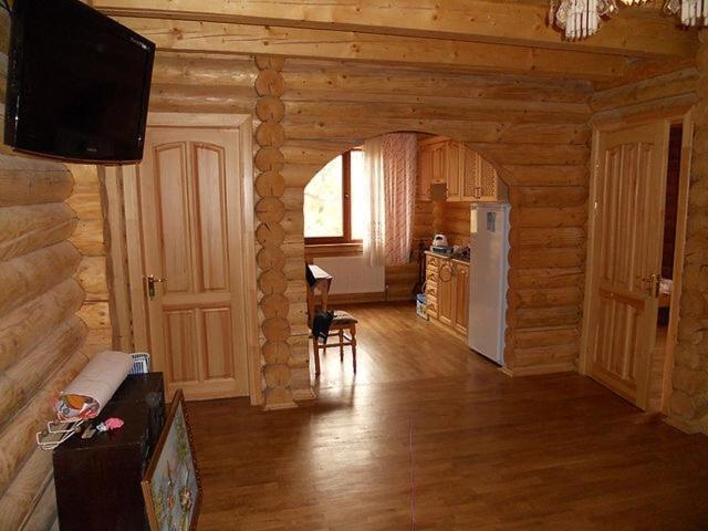 Privatna Sadiba Chalet Oryavchyk Eksteriør billede